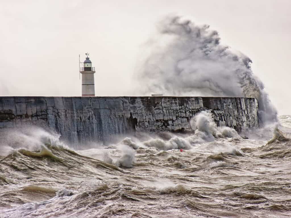 resilience through coaching with Jackie Huntly- lighthouse in storm